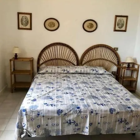 Sara, A Pochi Passi Dalla Spiaggia, Sud Sardegna Villa