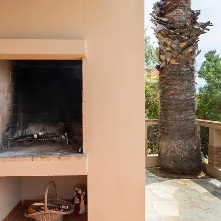 Sara, A Pochi Passi Dalla Spiaggia, Sud Sardegna Villa *
