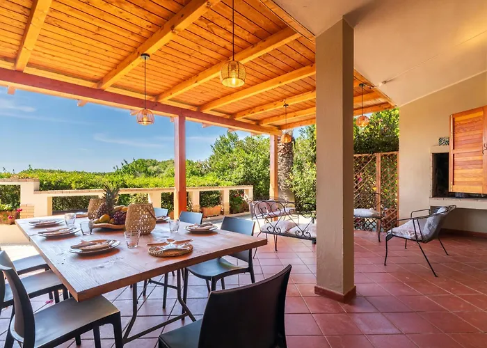 Sara, A Pochi Passi Dalla Spiaggia, Sud Sardegna Villa *